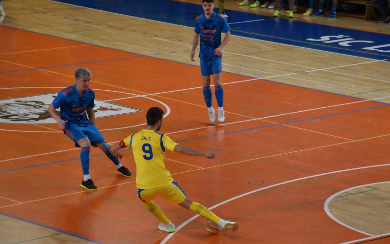 futsal, meteorplast-šic-bar