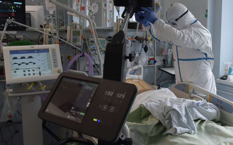 epidemija, splošna-bolnišnica-jesenice, koronavirus, covid-19, november, 2021