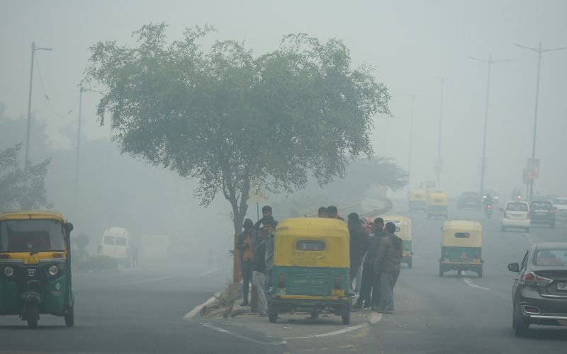 delhi, onesnažen zrak, smog, delci pm2.jpg
