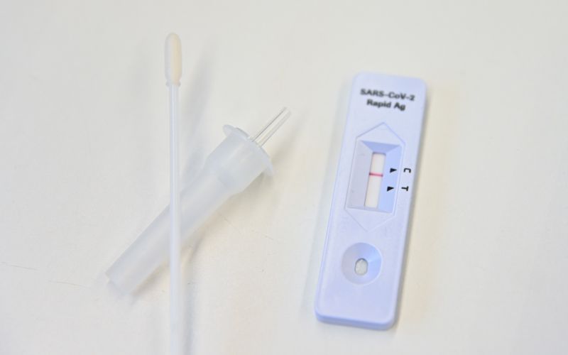 hitri antigenski test, covid, test.jpg