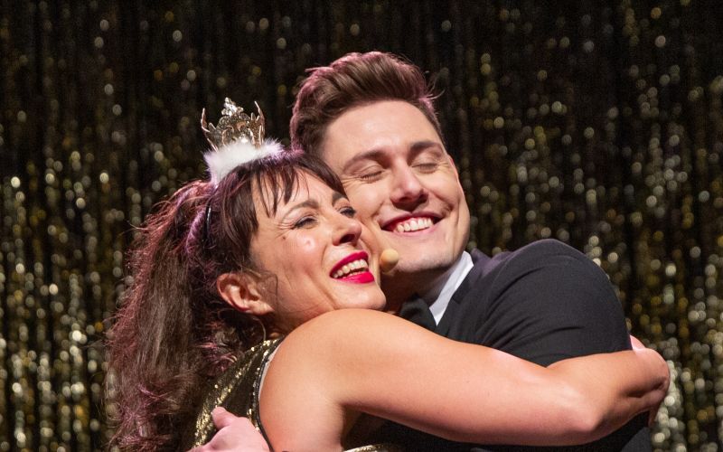 večno-samska, špas-teater Tina Gorenjak, Arnej Ivkovič