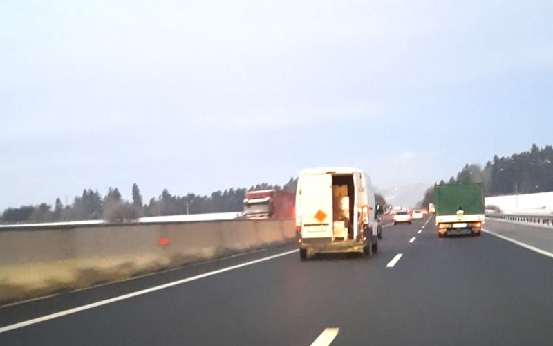 Kombi-odprta vrata01.jpg