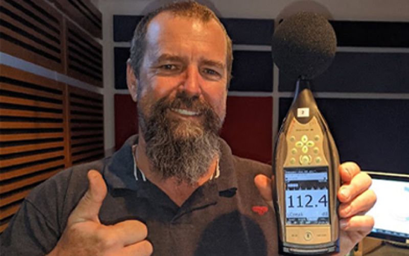 Neville Sharp guinnessworldrecords com.jpg
