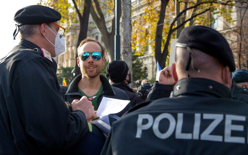 protest, avstrija, proti koronavirusnim ukrepom.jpg