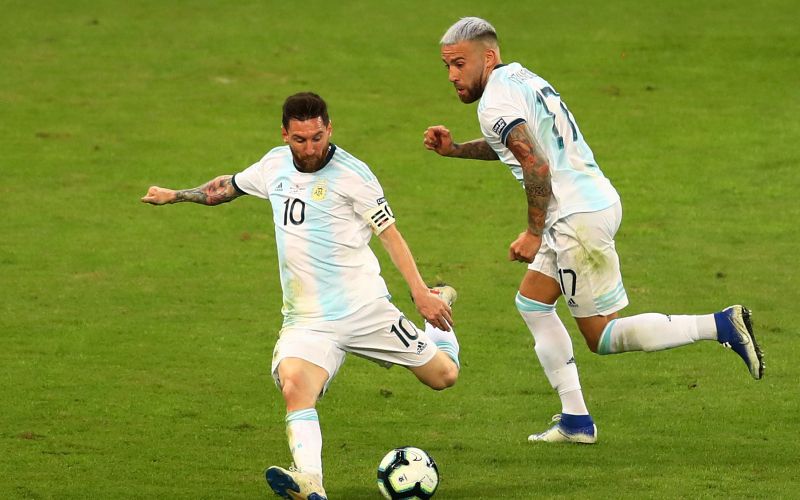 messi Otamendi pm.JPG