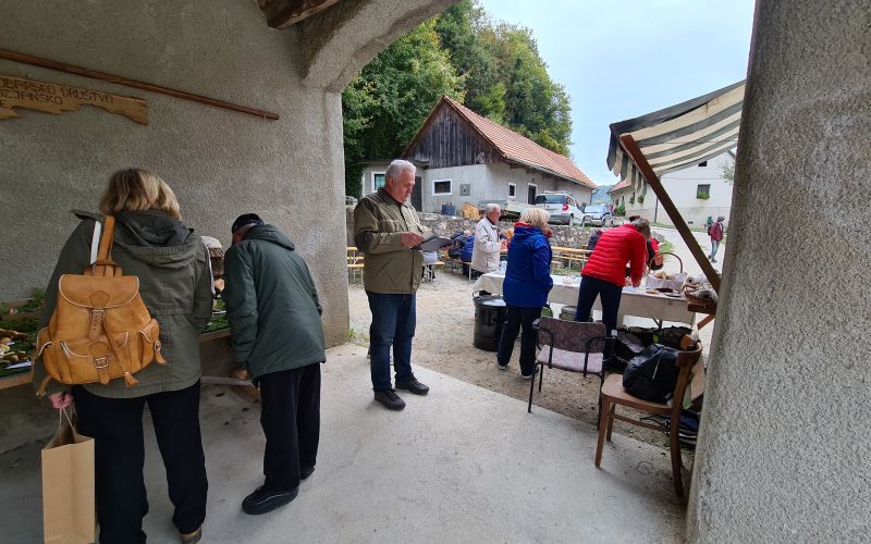 _gobarska_delavnica_na_prazniku_kozjanske_jabolke.jpg