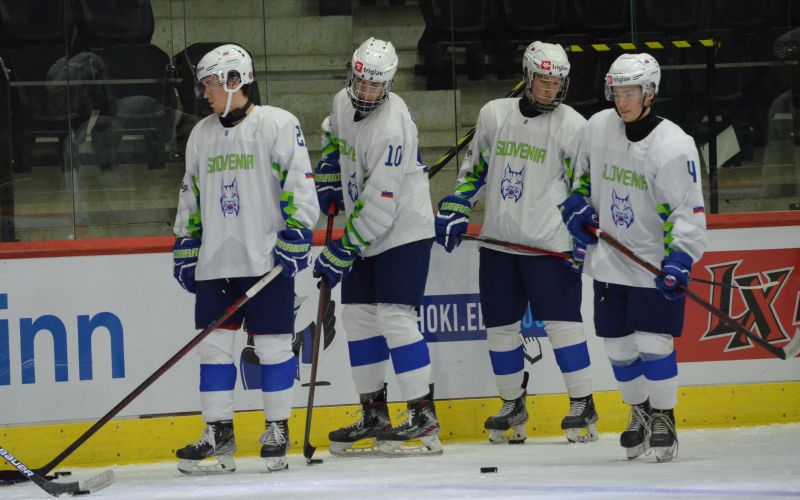 slovenija hokej reprezentanca u20 21.JPG