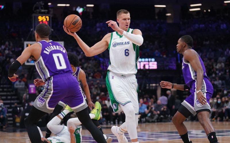 porzingis dallas re.JPG
