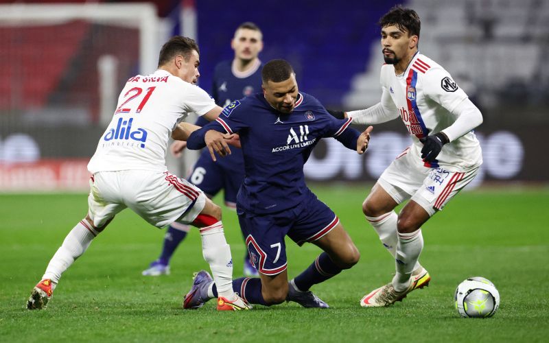 lyon psg re.JPG