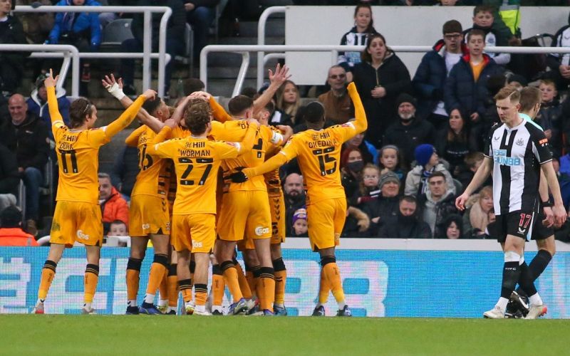 cambridge united.jpg