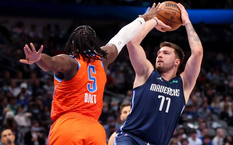 doncic dallas oklahoma pm.jpg