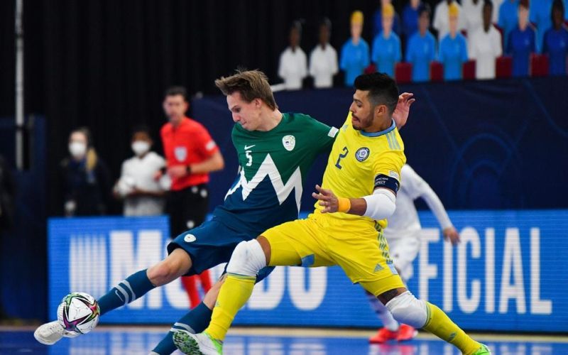 kazakhstan slovenija futsal 22.jpeg