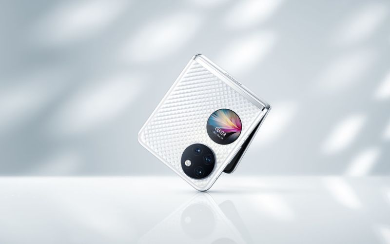 Huawei P50 Pocket (1).jpg