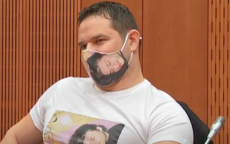 roksnežič majica.PNG