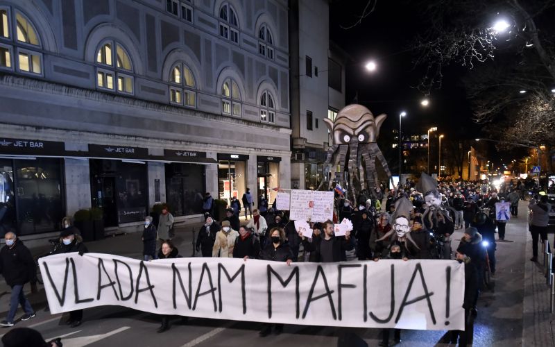 protesti
