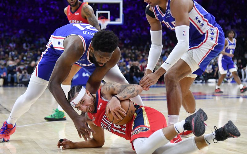 embiid alvarado.jpg