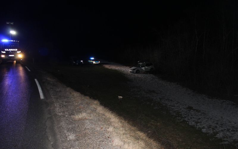 nesreca, prevračanje, škofa loka.jpg