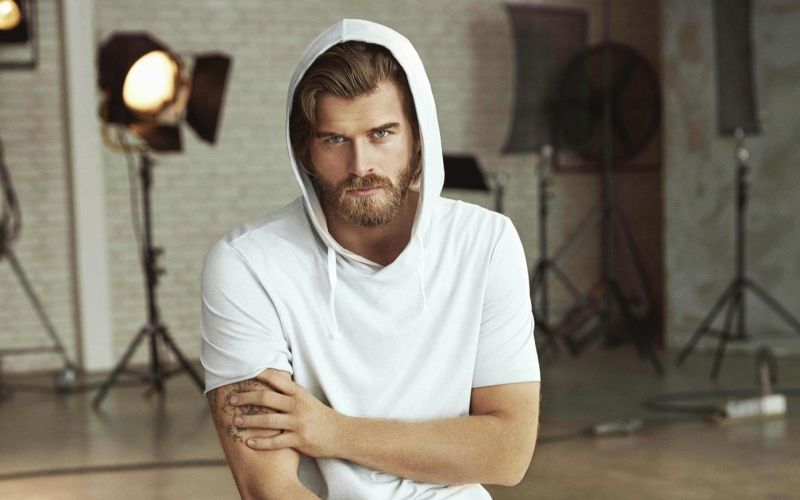 kıvanç-tatlıtuğ