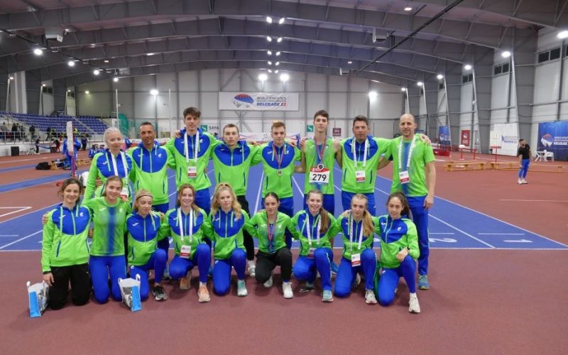 mladinska ekipa atletika.jpg