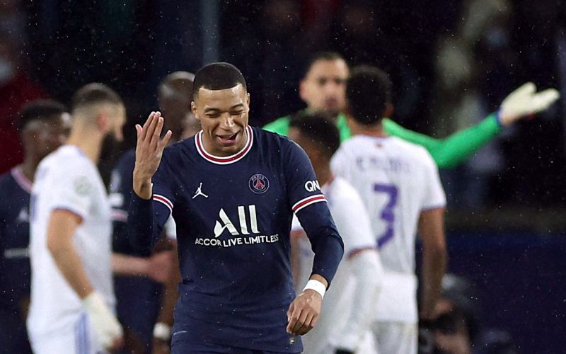 mbappe psg.JPG