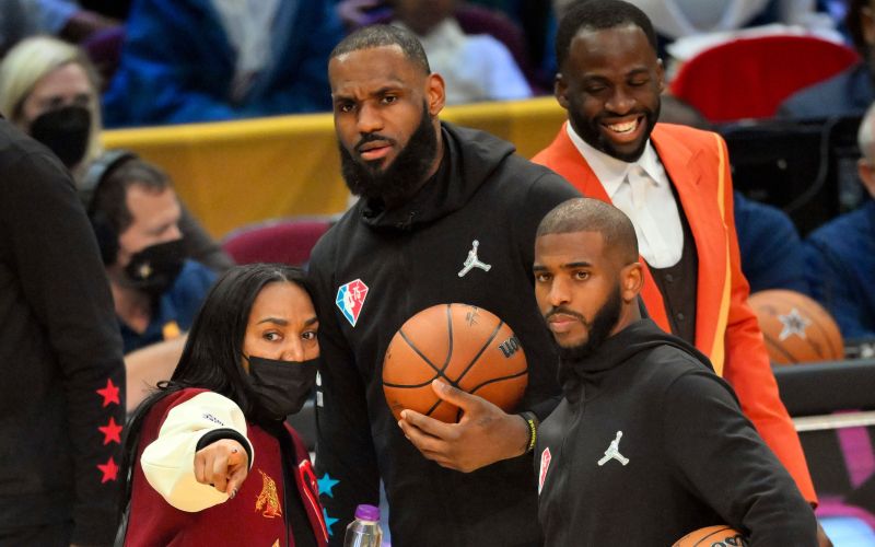 lebron james profi.jpg