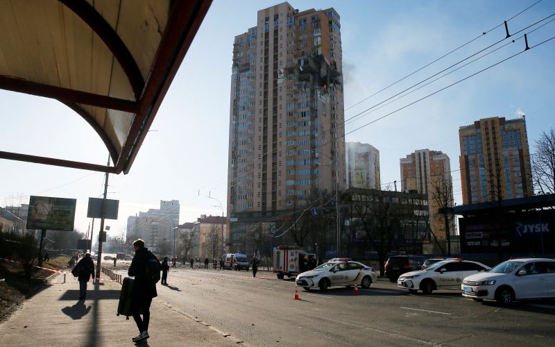 2022-02-26T083304Z_2015663157_RC2KRS9XY11M_RTRMADP_3_UKRAINE-CRISIS-KYIV.JPG