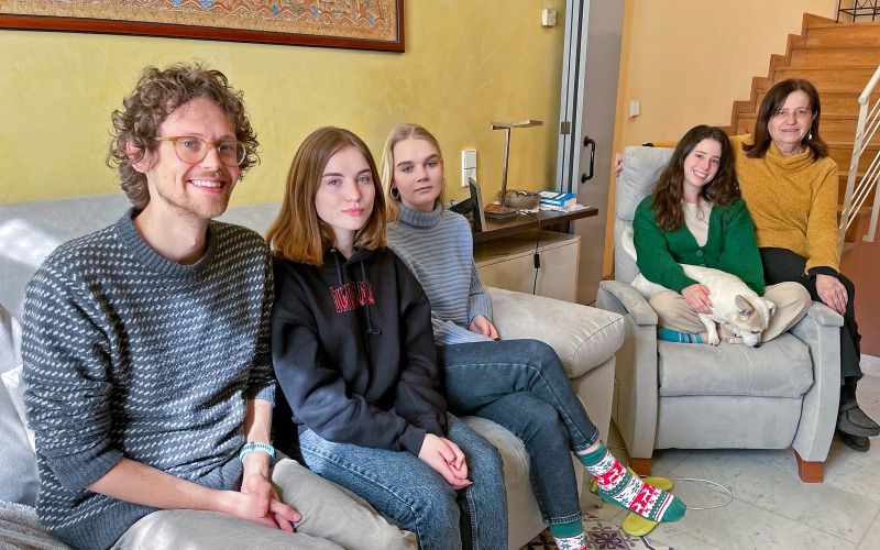 Aljoša, Dasha, Vitalina, Olga, Kiri in Finna