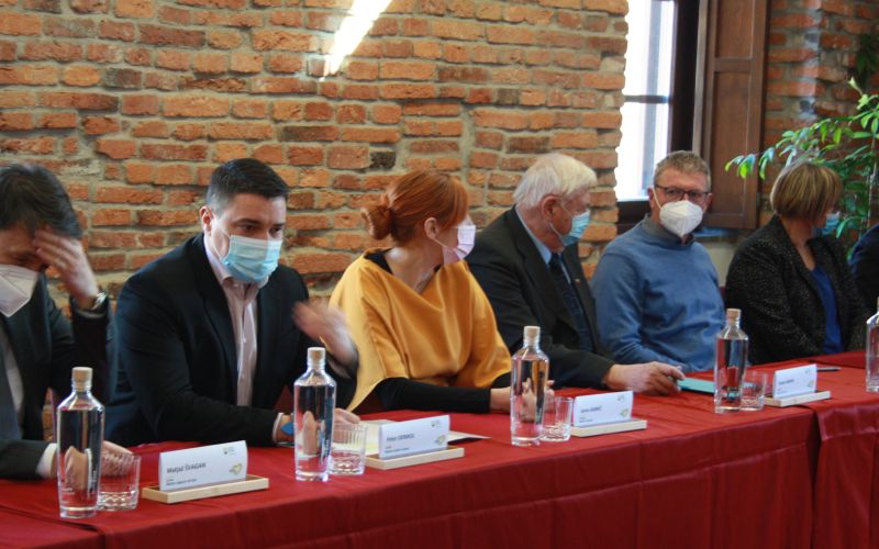 vila-bianca, saša, zasavje, svet-županov