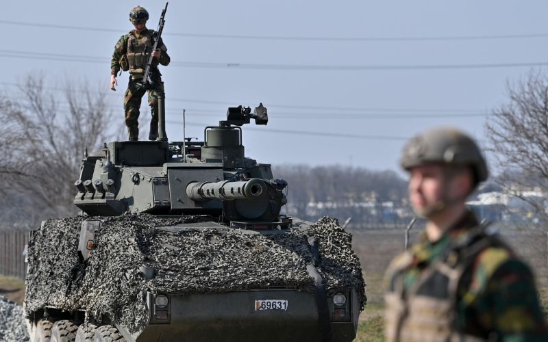 nato, oklepnik.jpg