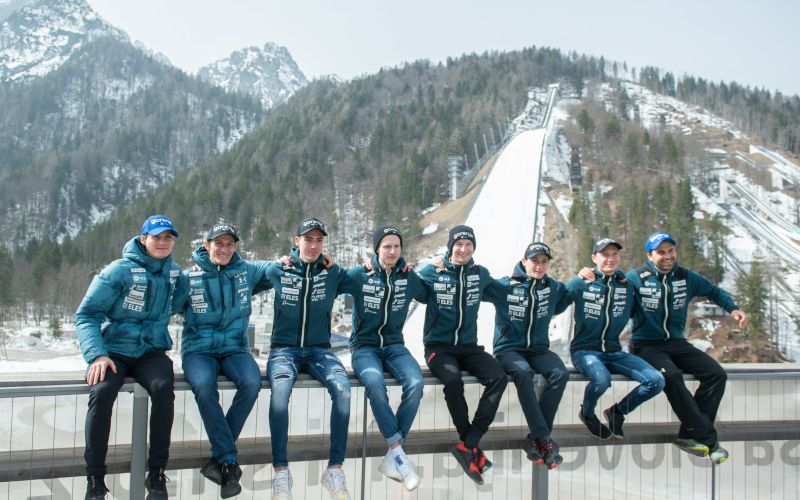 skakalci slovenija mm.jpg