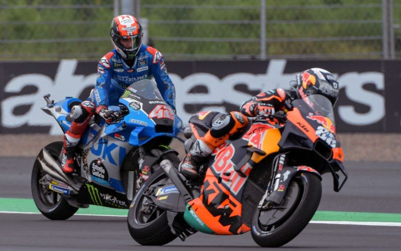 oliveira.jpg