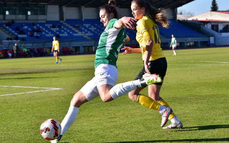 988-12-znk olimpija1.JPG