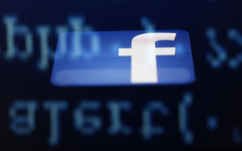 2019-10-30T183744Z_1_LYNXMPEF9T1PL_RTROPTP_4_FACEBOOK-PRIVACY.JPG