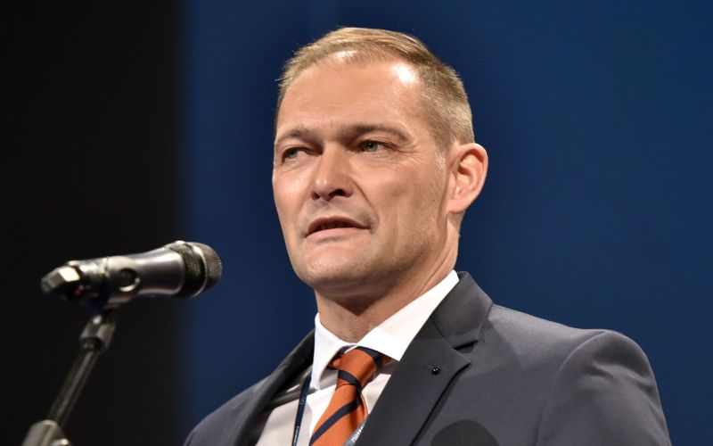 jurij groznik.jpg