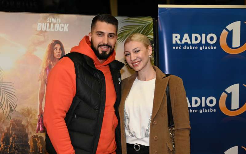 Challe Salle, Yvonne Srdoč