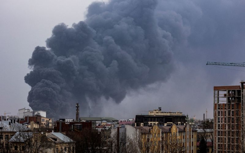 lvov, raketa, rafinerija nafteJPG