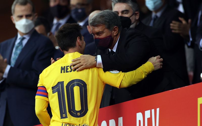 Messi Laporta.jpg