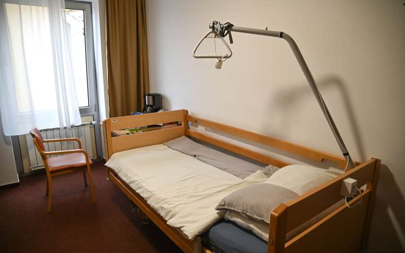 hotel-diana, dom-starejših-rakičan, starostniki