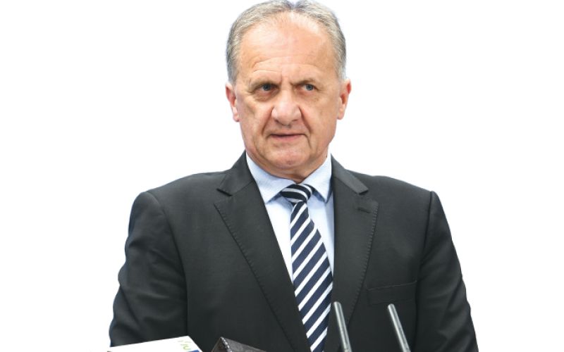 ivan simić.png