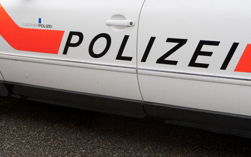švicarska policija