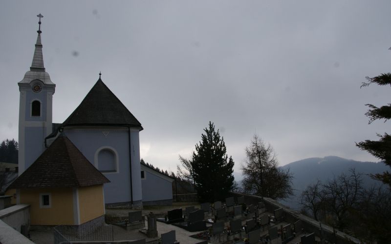 pokopališčebelevode.jpg