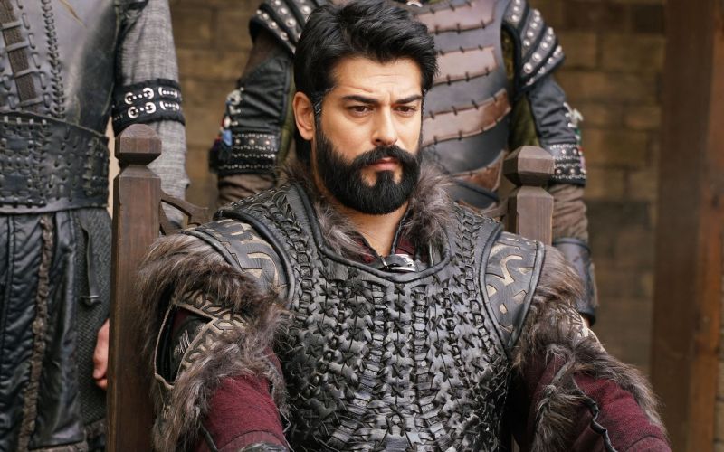 Burak Özçivit