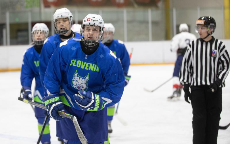 hokej slovenija reprezentanca u18 22 gw.jpg