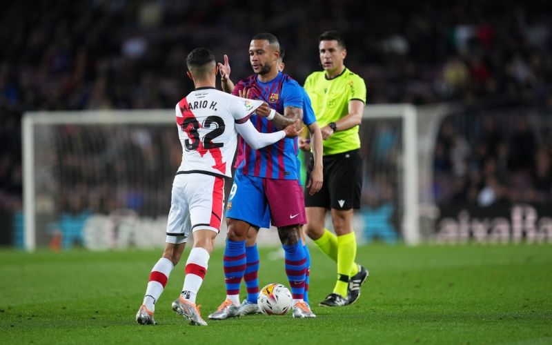 depay barcelona.jpg
