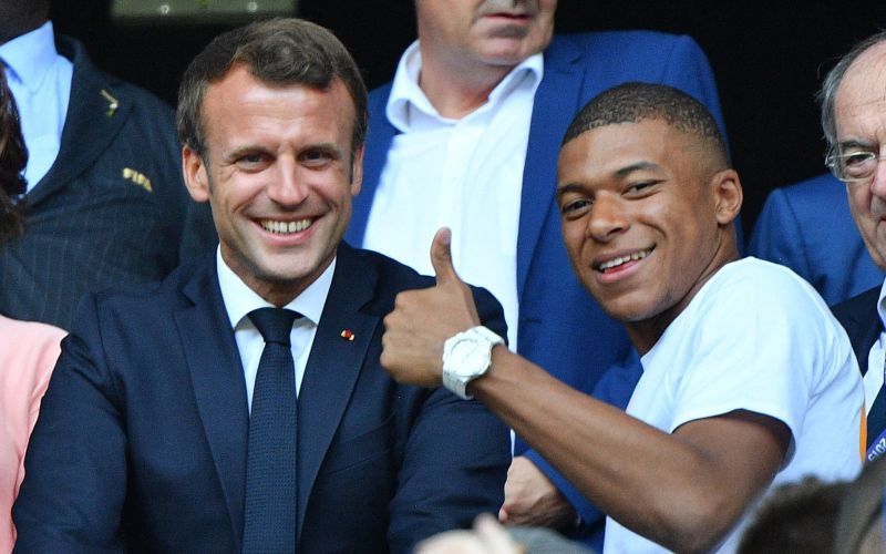 Mbappe macron 19 pm.jpg