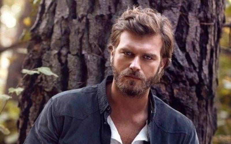 Kıvanç Tatlıtuğ