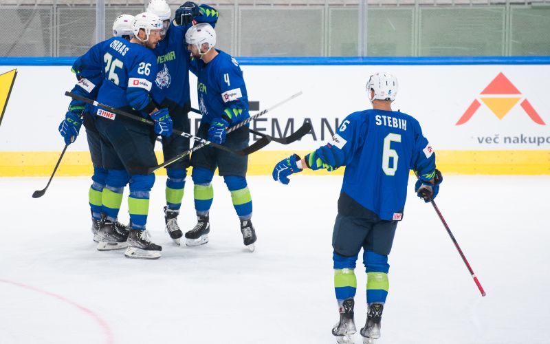 slovenija hokej reprezentanca 22 dj.jpg