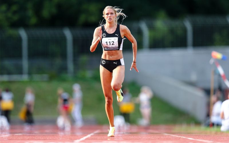 alica schmidt (2).jpg