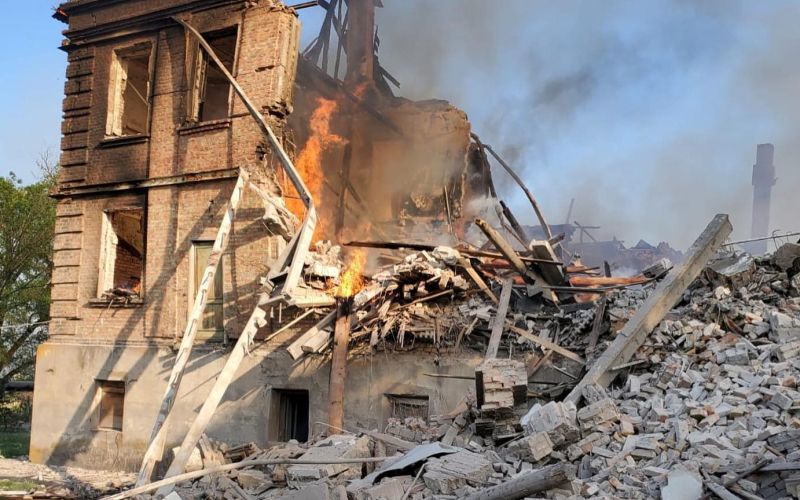 2022-05-08T070729Z_551398618_RC2V2U9RDZE6_RTRMADP_3_UKRAINE-CRISIS-LUHANSK.JPG