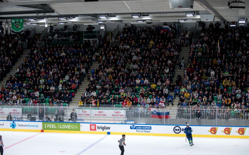 tivoli hokej navijaci
